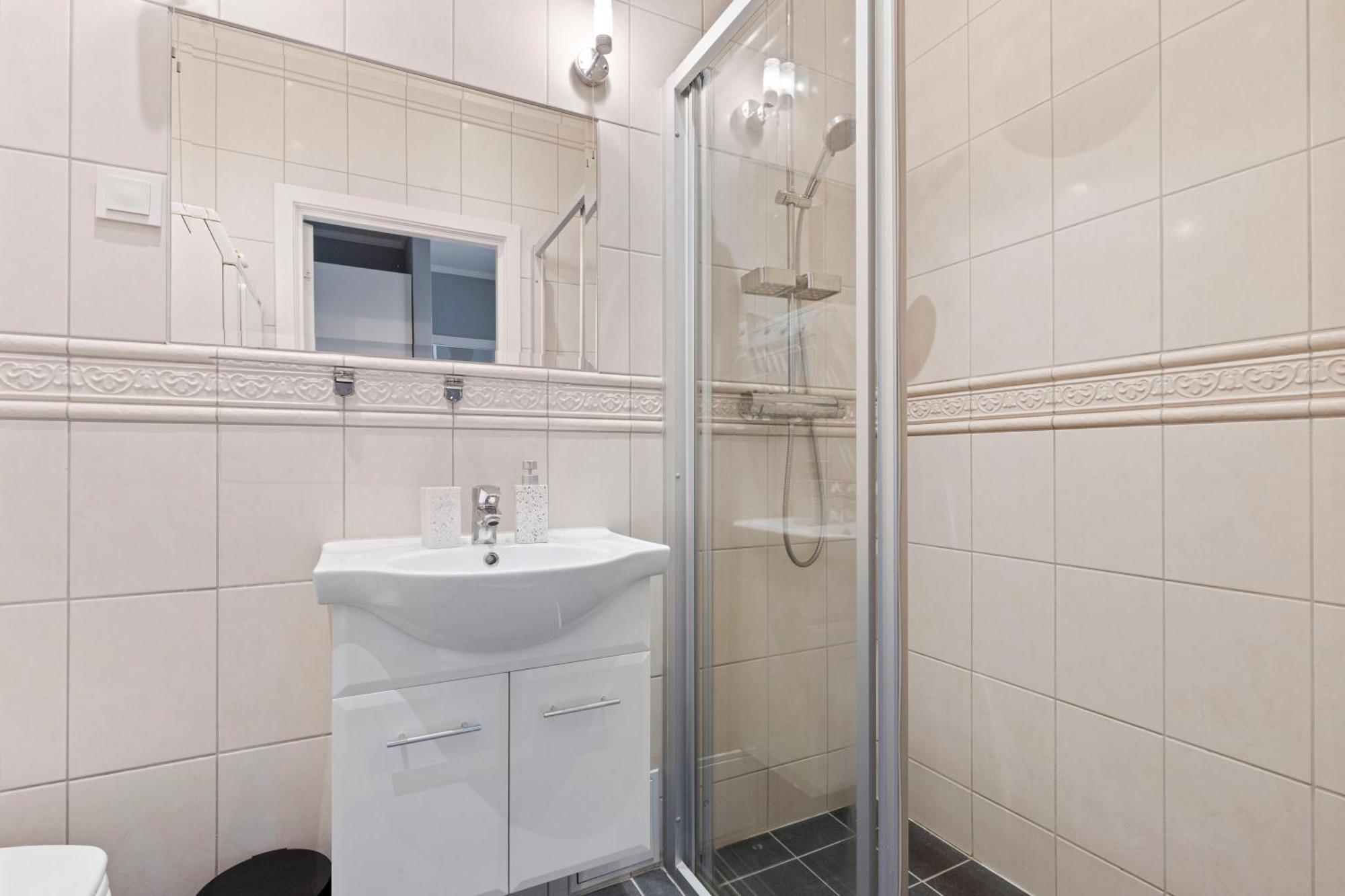 Modern And Bright Apartment In Central Oslo Zewnętrze zdjęcie